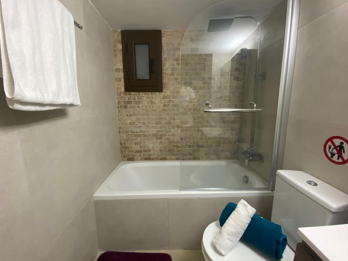 Philip Spacious Apartment Limassol Zewnętrze zdjęcie