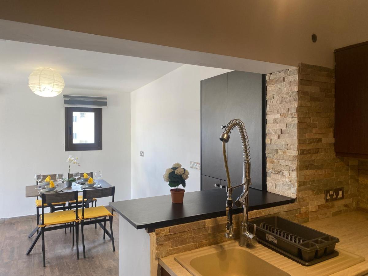 Philip Spacious Apartment Limassol Zewnętrze zdjęcie