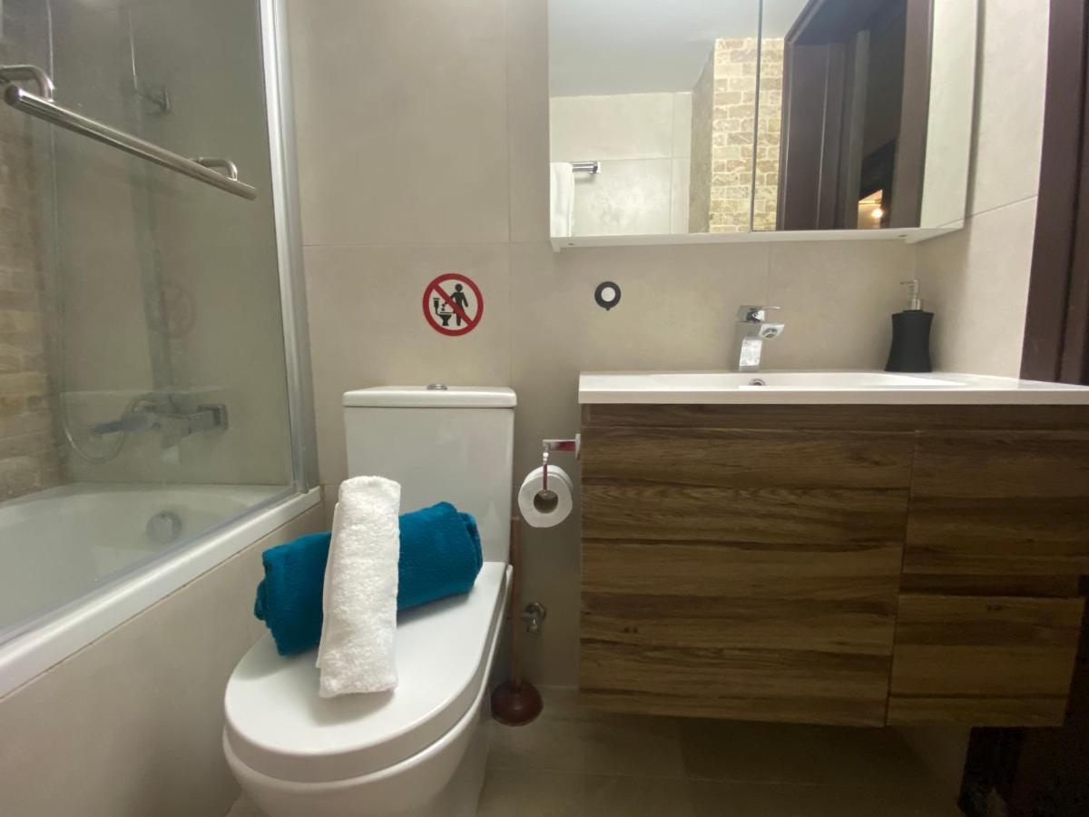 Philip Spacious Apartment Limassol Zewnętrze zdjęcie